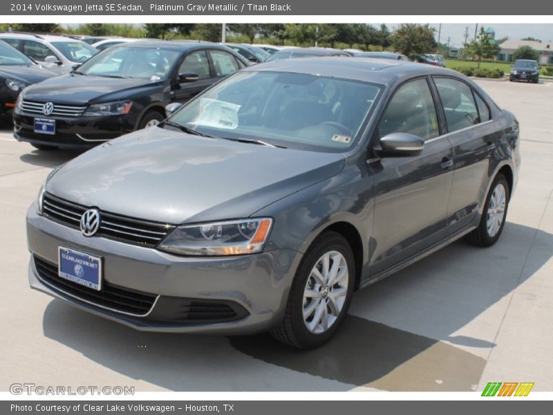 Platinum Gray Metallic / Titan Black 2014 Volkswagen Jetta SE Sedan