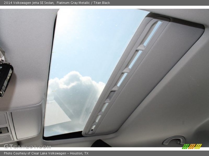 Platinum Gray Metallic / Titan Black 2014 Volkswagen Jetta SE Sedan