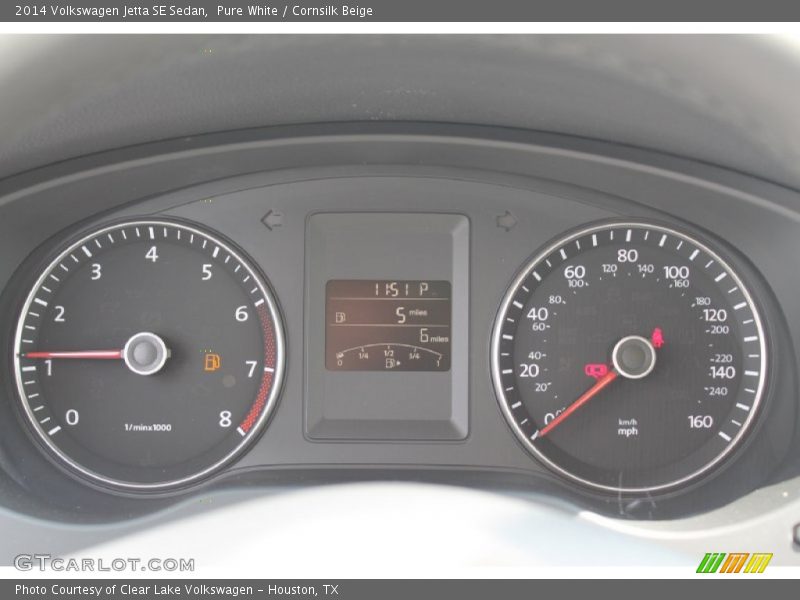 Pure White / Cornsilk Beige 2014 Volkswagen Jetta SE Sedan