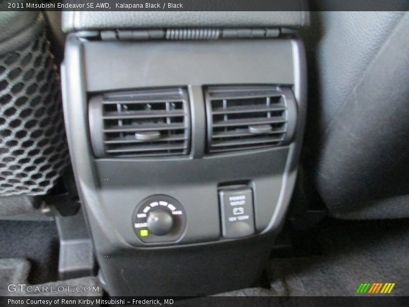 Kalapana Black / Black 2011 Mitsubishi Endeavor SE AWD