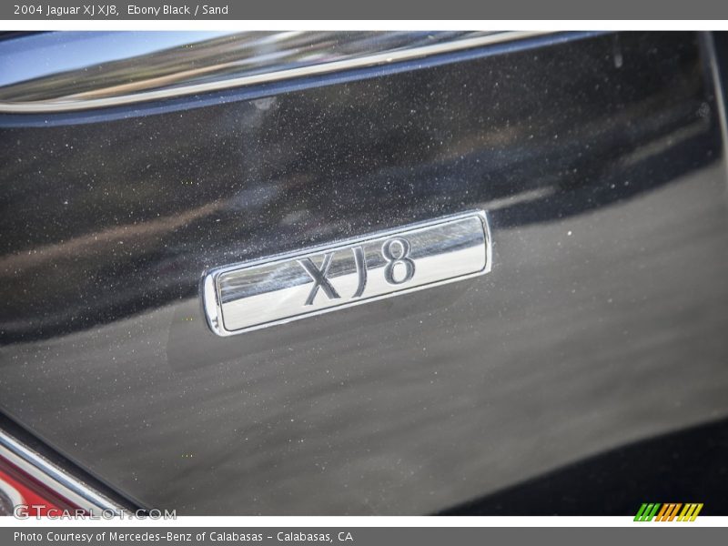 Ebony Black / Sand 2004 Jaguar XJ XJ8