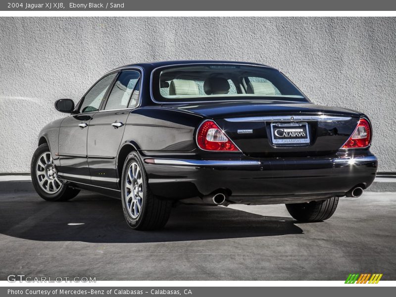 Ebony Black / Sand 2004 Jaguar XJ XJ8