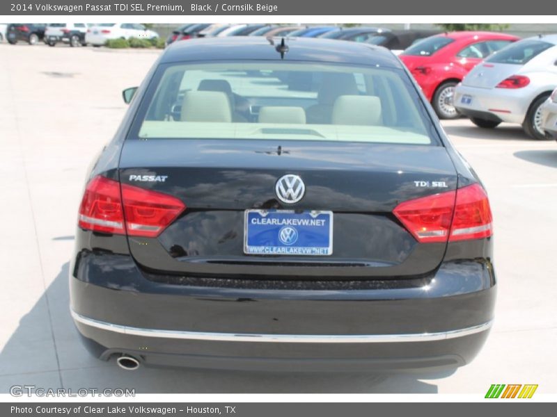 Black / Cornsilk Beige 2014 Volkswagen Passat TDI SEL Premium