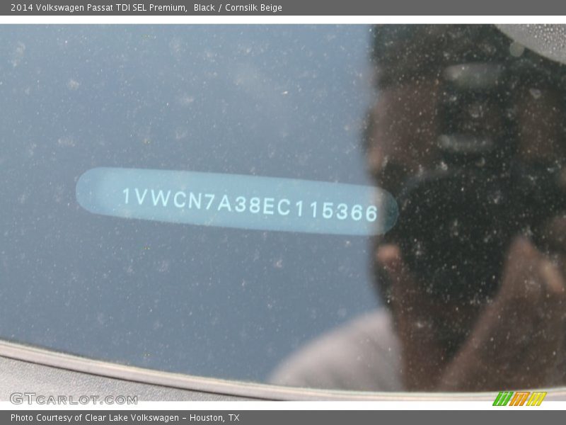 Black / Cornsilk Beige 2014 Volkswagen Passat TDI SEL Premium