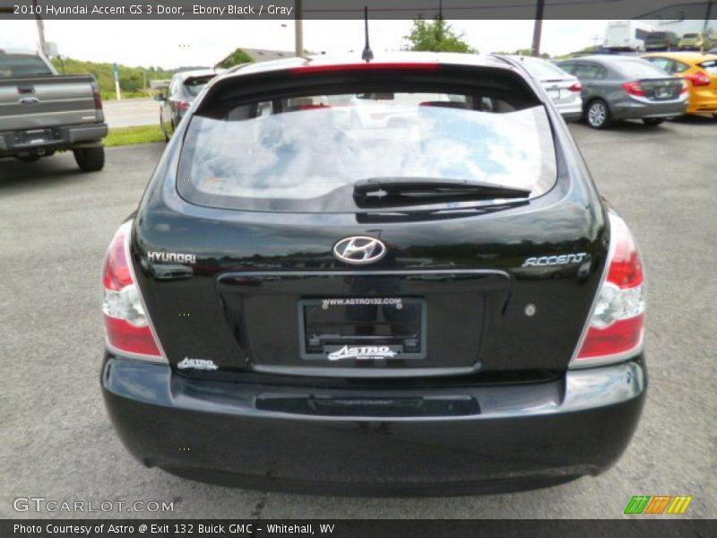 Ebony Black / Gray 2010 Hyundai Accent GS 3 Door