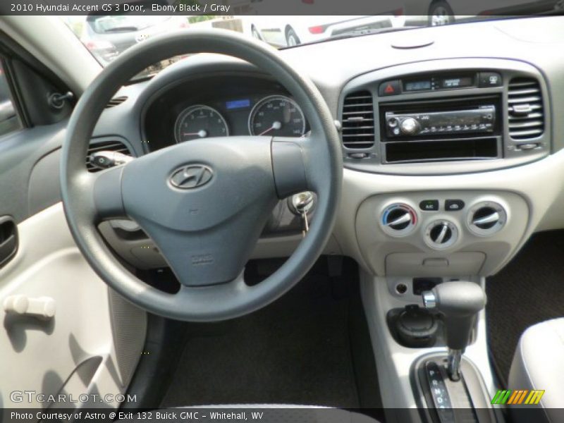 Ebony Black / Gray 2010 Hyundai Accent GS 3 Door