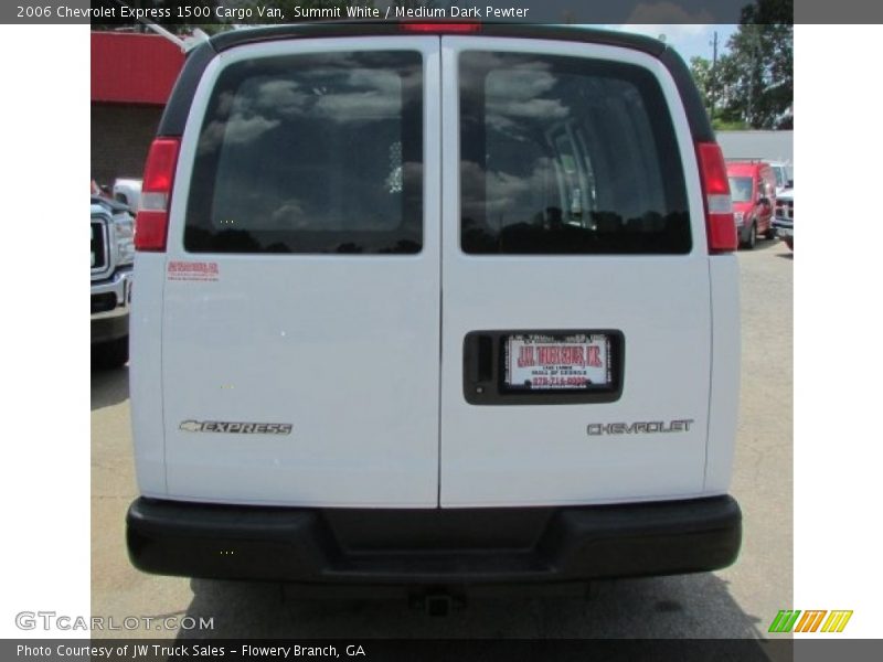 Summit White / Medium Dark Pewter 2006 Chevrolet Express 1500 Cargo Van