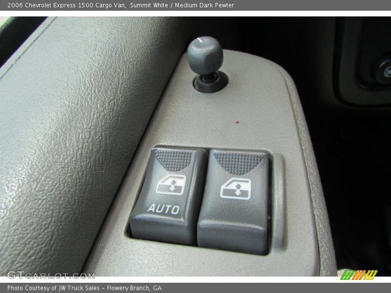 Summit White / Medium Dark Pewter 2006 Chevrolet Express 1500 Cargo Van