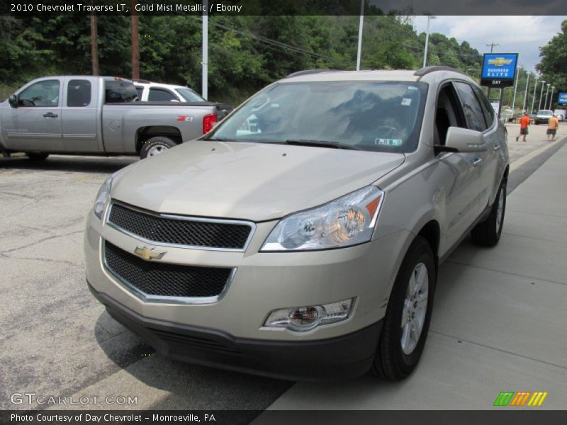 Gold Mist Metallic / Ebony 2010 Chevrolet Traverse LT