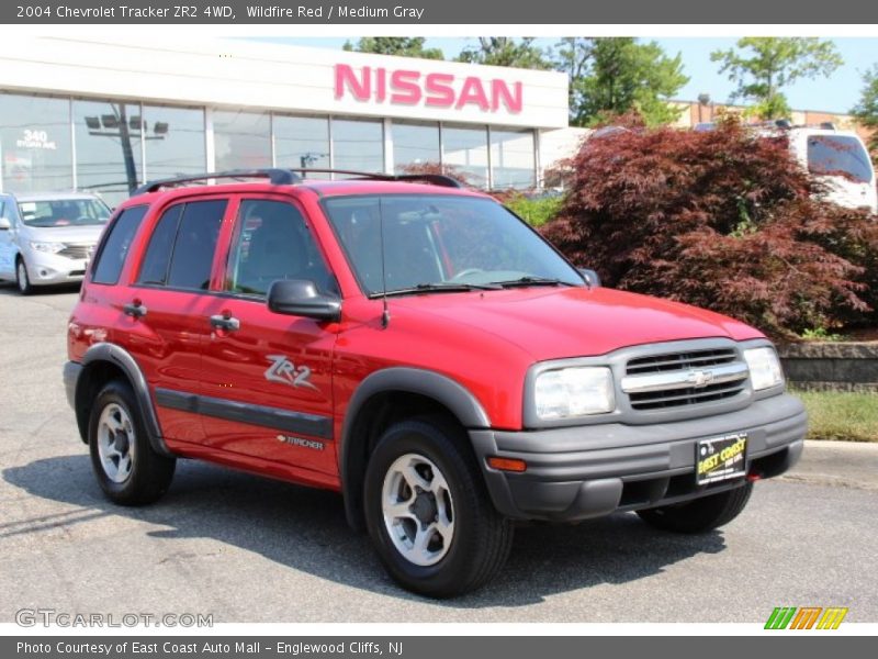 Wildfire Red / Medium Gray 2004 Chevrolet Tracker ZR2 4WD