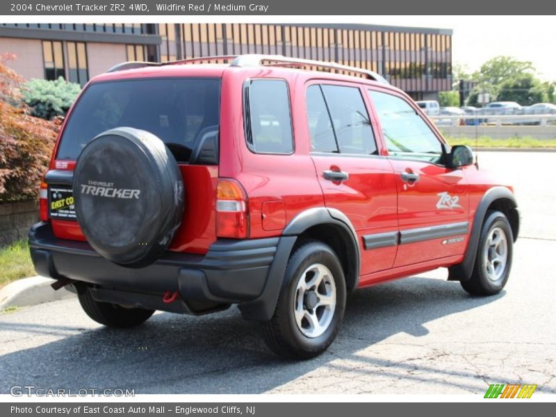 Wildfire Red / Medium Gray 2004 Chevrolet Tracker ZR2 4WD