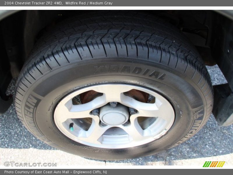 Wildfire Red / Medium Gray 2004 Chevrolet Tracker ZR2 4WD