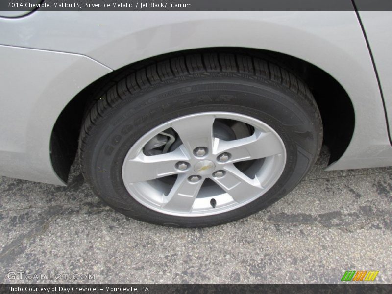 Silver Ice Metallic / Jet Black/Titanium 2014 Chevrolet Malibu LS