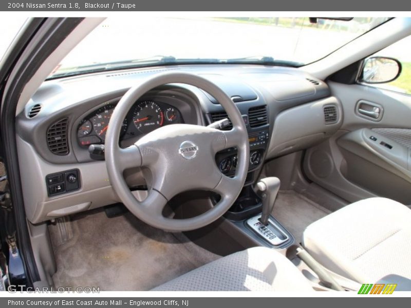 Blackout / Taupe 2004 Nissan Sentra 1.8