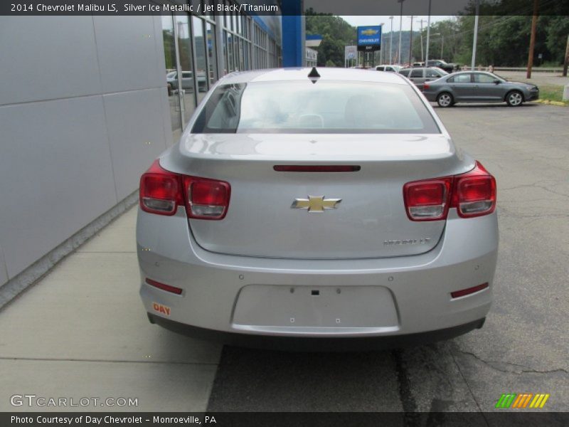 Silver Ice Metallic / Jet Black/Titanium 2014 Chevrolet Malibu LS