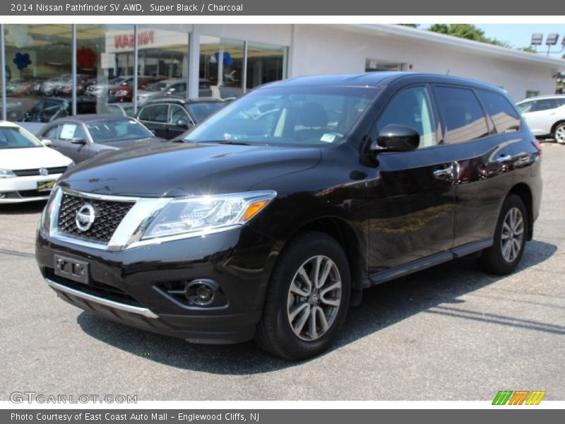 Super Black / Charcoal 2014 Nissan Pathfinder SV AWD