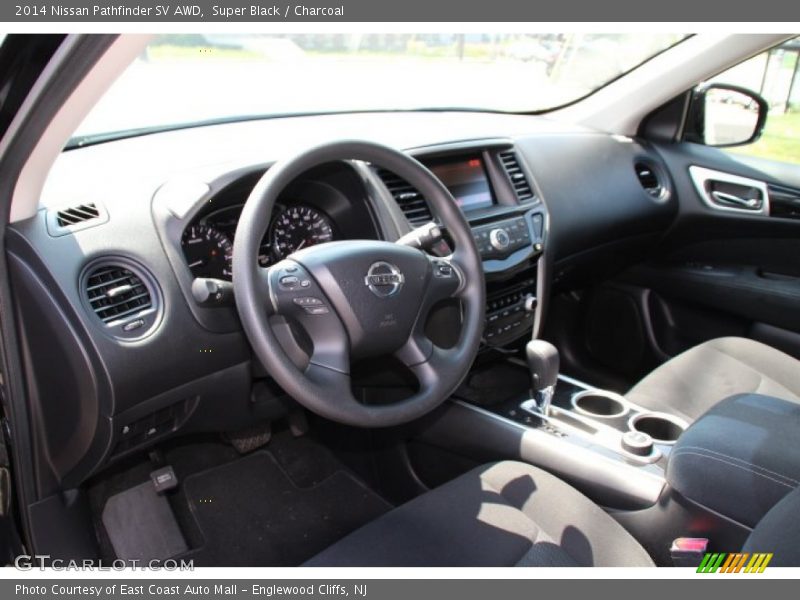 Super Black / Charcoal 2014 Nissan Pathfinder SV AWD