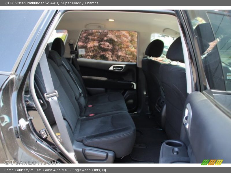 Super Black / Charcoal 2014 Nissan Pathfinder SV AWD