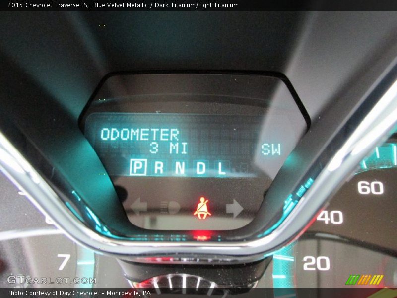 Blue Velvet Metallic / Dark Titanium/Light Titanium 2015 Chevrolet Traverse LS