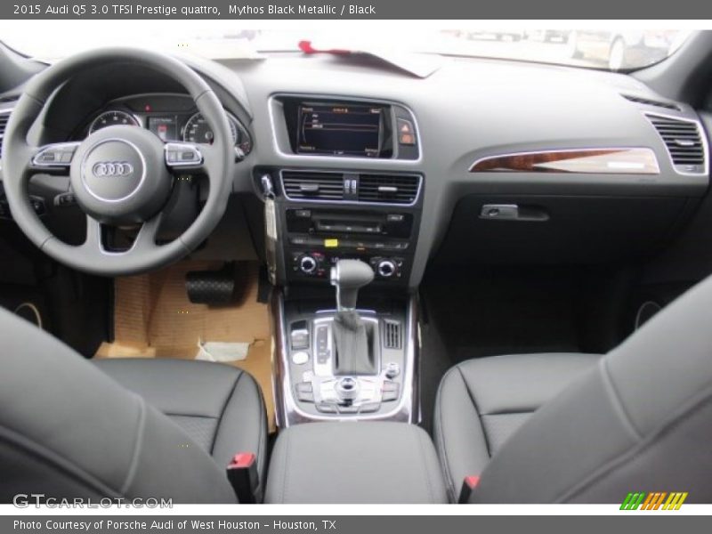 Dashboard of 2015 Q5 3.0 TFSI Prestige quattro
