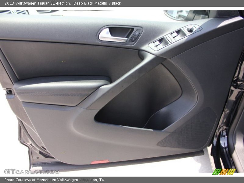 Deep Black Metallic / Black 2013 Volkswagen Tiguan SE 4Motion