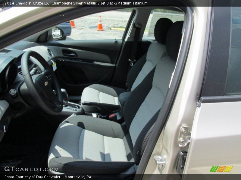 Champagne Silver Metallic / Jet Black/Medium Titanium 2014 Chevrolet Cruze LS