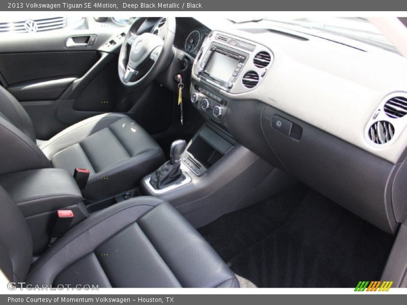 Deep Black Metallic / Black 2013 Volkswagen Tiguan SE 4Motion