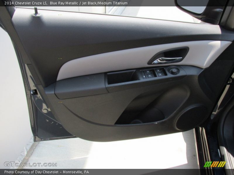 Blue Ray Metallic / Jet Black/Medium Titanium 2014 Chevrolet Cruze LS