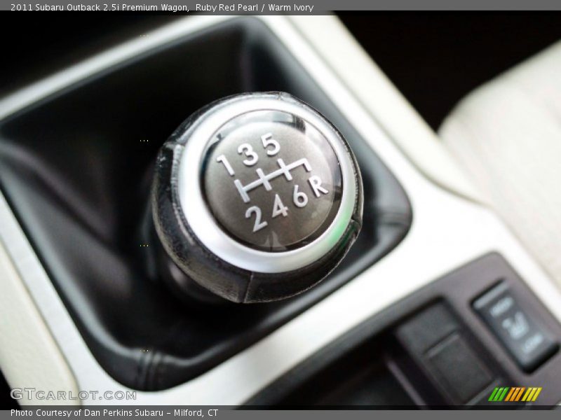  2011 Outback 2.5i Premium Wagon 6 Speed Manual Shifter