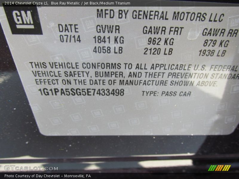 Blue Ray Metallic / Jet Black/Medium Titanium 2014 Chevrolet Cruze LS
