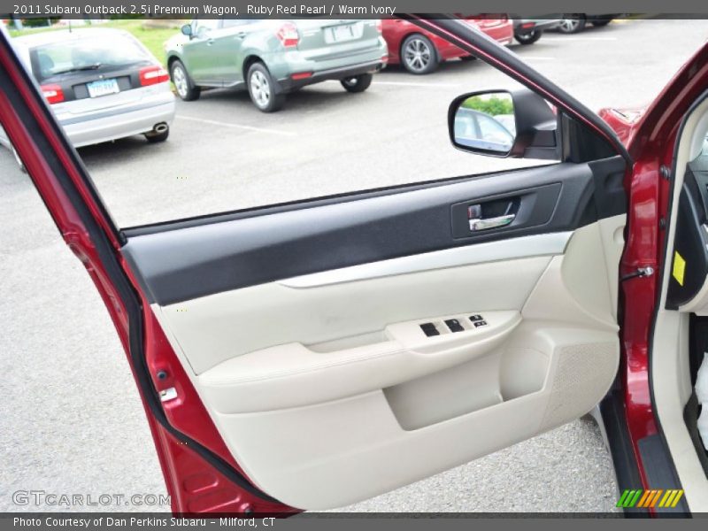 Door Panel of 2011 Outback 2.5i Premium Wagon