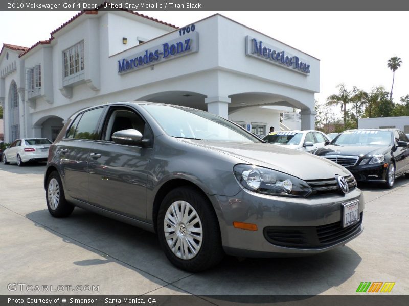 United Gray Metallic / Titan Black 2010 Volkswagen Golf 4 Door