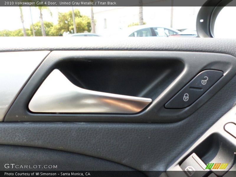 United Gray Metallic / Titan Black 2010 Volkswagen Golf 4 Door