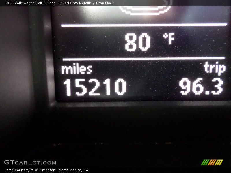 United Gray Metallic / Titan Black 2010 Volkswagen Golf 4 Door