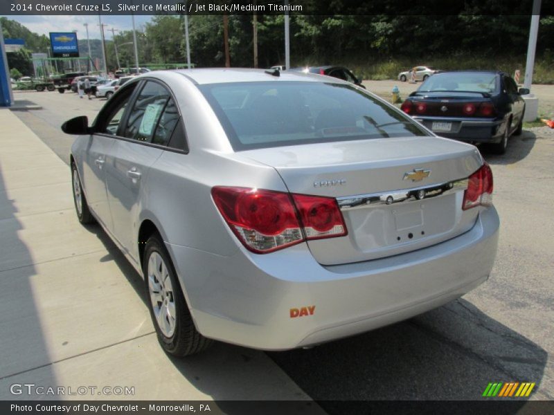 Silver Ice Metallic / Jet Black/Medium Titanium 2014 Chevrolet Cruze LS