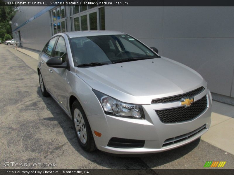 Silver Ice Metallic / Jet Black/Medium Titanium 2014 Chevrolet Cruze LS
