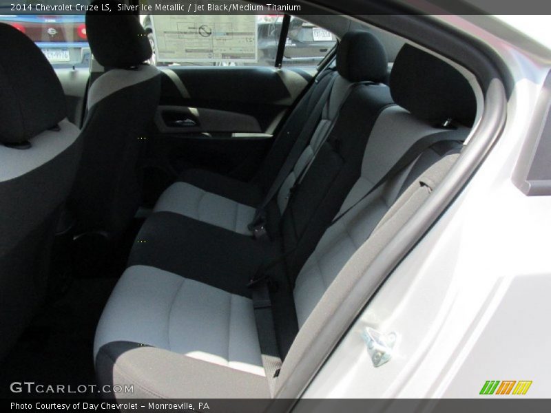 Silver Ice Metallic / Jet Black/Medium Titanium 2014 Chevrolet Cruze LS