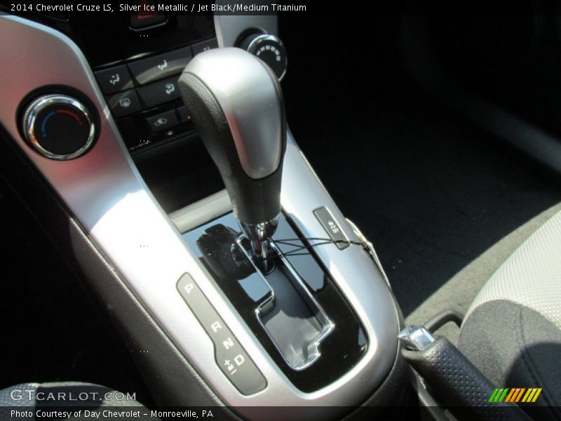 Silver Ice Metallic / Jet Black/Medium Titanium 2014 Chevrolet Cruze LS