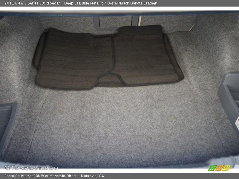 Deep Sea Blue Metallic / Oyster/Black Dakota Leather 2011 BMW 3 Series 335d Sedan