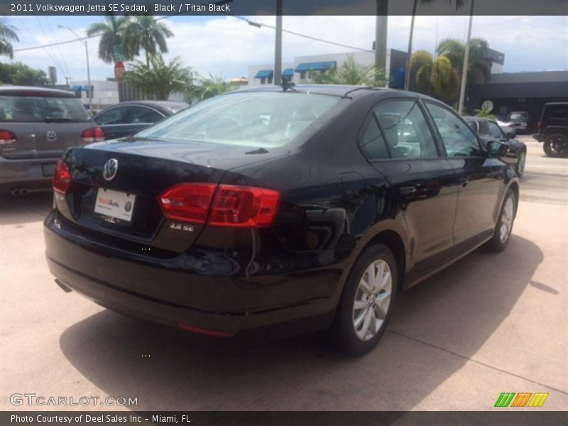 Black / Titan Black 2011 Volkswagen Jetta SE Sedan