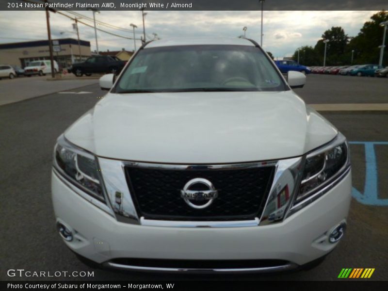 Moonlight White / Almond 2014 Nissan Pathfinder Platinum AWD