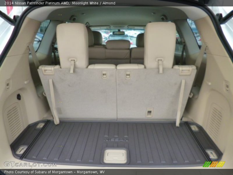 Moonlight White / Almond 2014 Nissan Pathfinder Platinum AWD