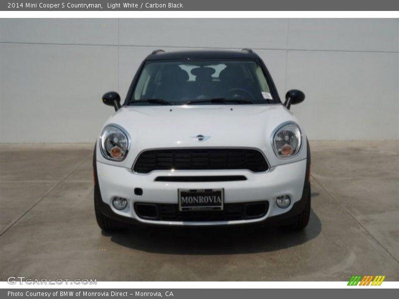 Light White / Carbon Black 2014 Mini Cooper S Countryman