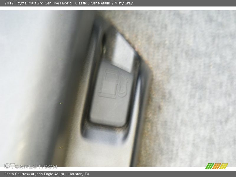 Classic Silver Metallic / Misty Gray 2012 Toyota Prius 3rd Gen Five Hybrid