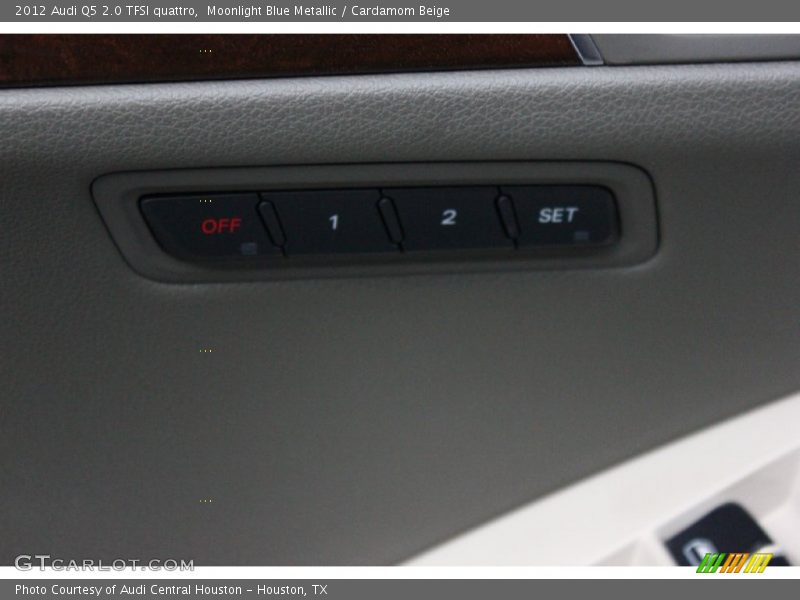Moonlight Blue Metallic / Cardamom Beige 2012 Audi Q5 2.0 TFSI quattro