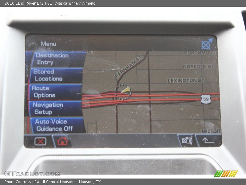 Alaska White / Almond 2010 Land Rover LR2 HSE