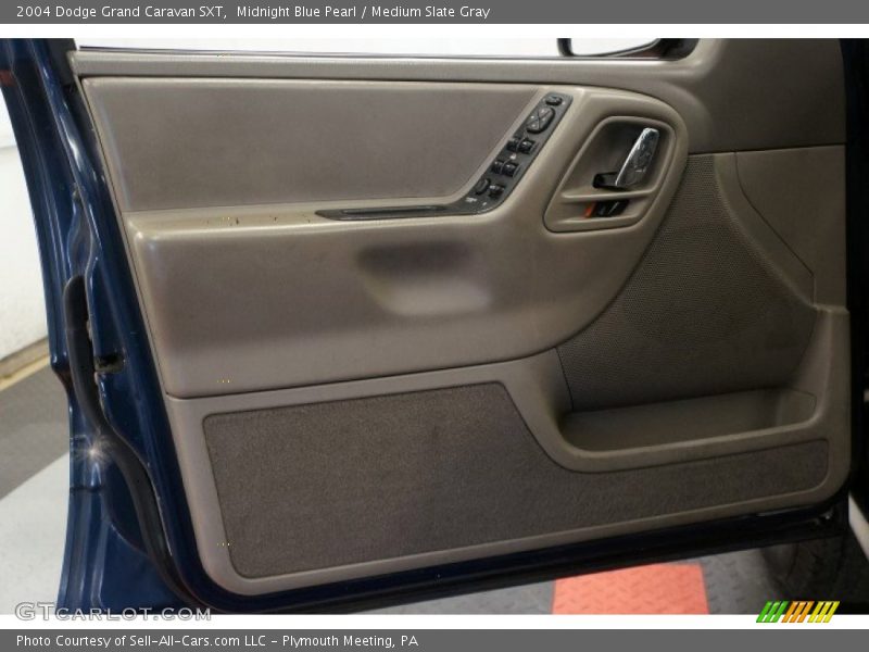 Midnight Blue Pearl / Medium Slate Gray 2004 Dodge Grand Caravan SXT