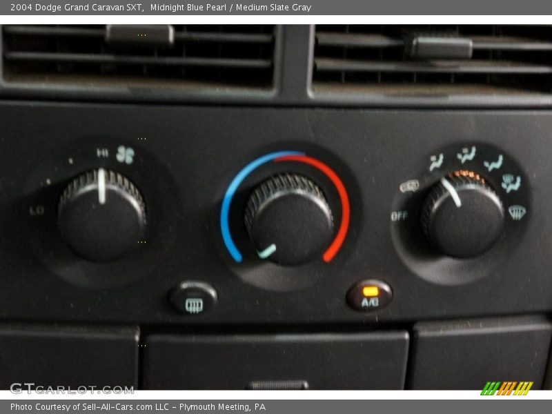 Midnight Blue Pearl / Medium Slate Gray 2004 Dodge Grand Caravan SXT