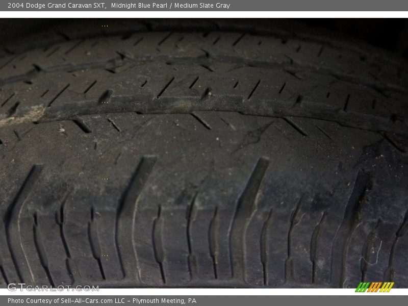 Midnight Blue Pearl / Medium Slate Gray 2004 Dodge Grand Caravan SXT