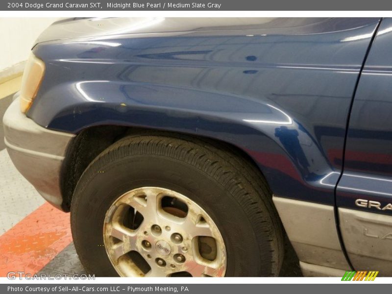 Midnight Blue Pearl / Medium Slate Gray 2004 Dodge Grand Caravan SXT